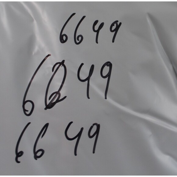 Under armour Women Tan Tee Shirt Fitted Runnning Size XL - Picture 8 of 8